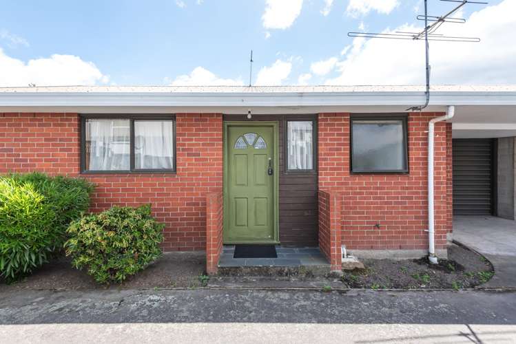 2/61 Caledonian Road Saint Albans_3