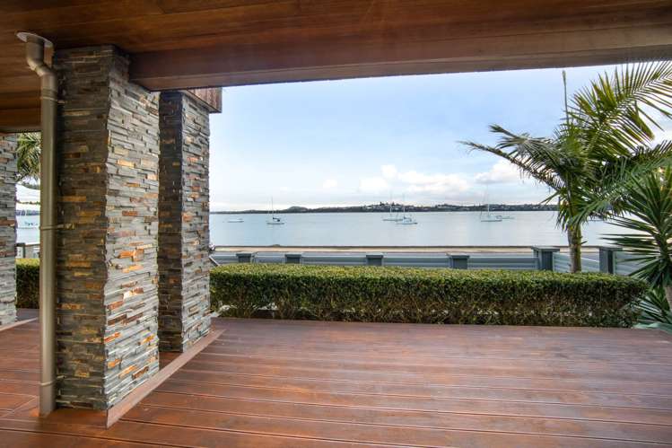 9 The Parade Bucklands Beach_48
