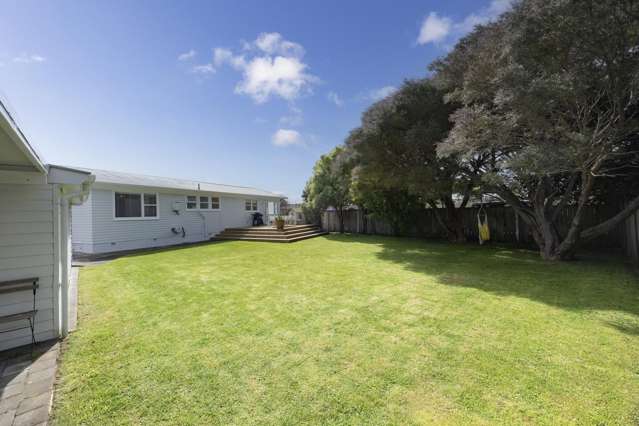 8 Brennan Avenue Te Atatu Peninsula_2