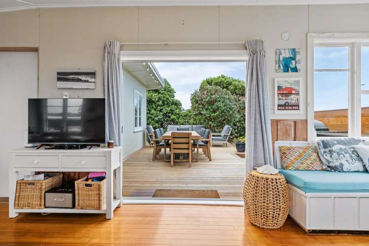 32 Blue Pacific Parade Riversdale Beach_2