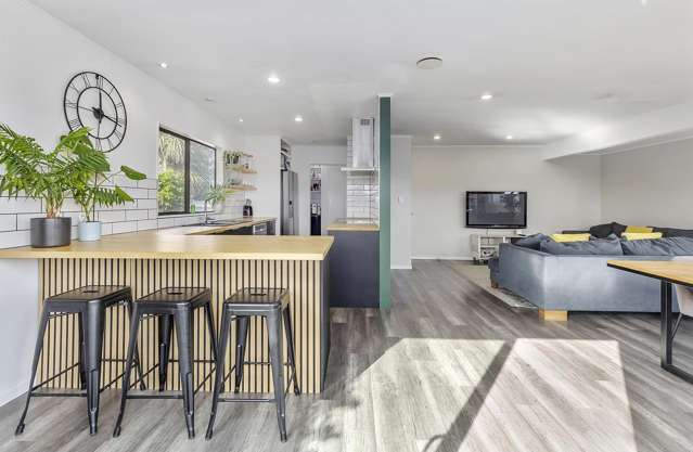 28 Arahanga Grove Maupuia_2