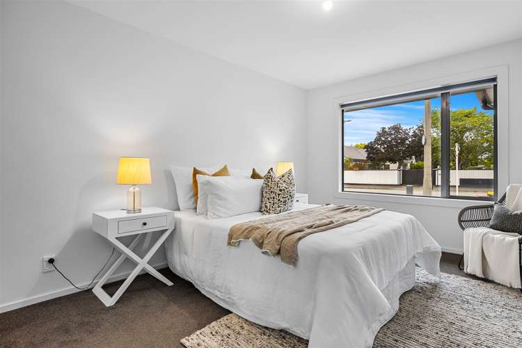 2/176 Rossall Street Merivale_7