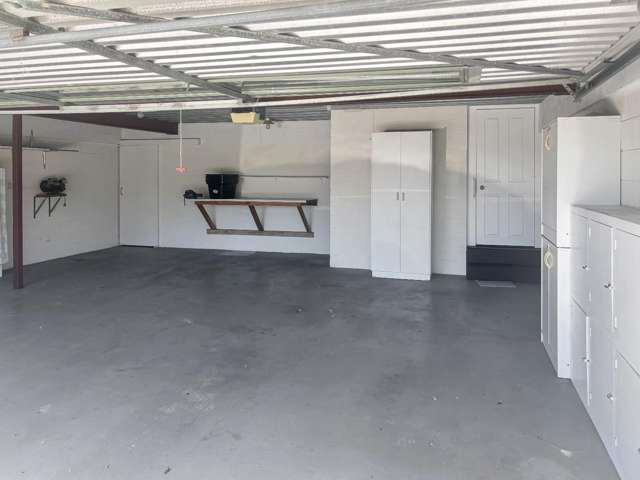 2/89 Churchill Drive 10792_3