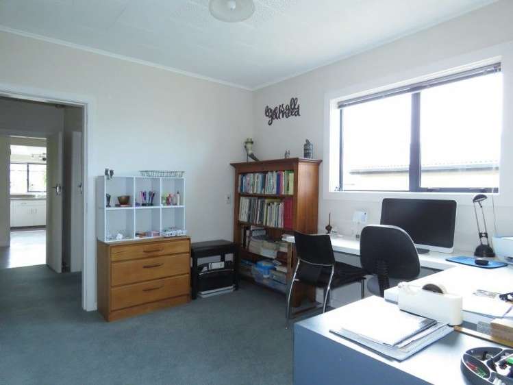 94 Allens Road Allenton_13