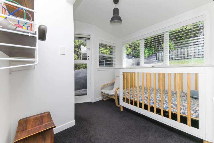 86 Takahe Road Titirangi_12
