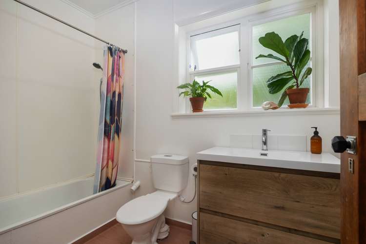 108 Walmer Road Point Chevalier_15