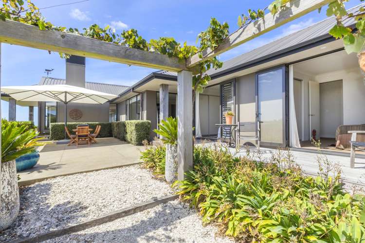 167 Cape Rodney Road Leigh_17