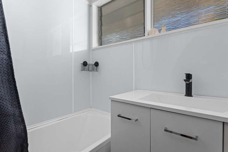 307 River Road Kawerau_10