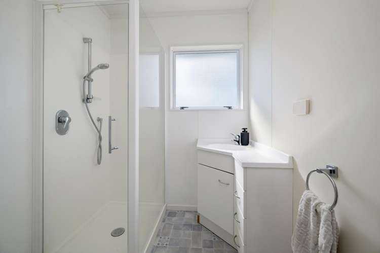 42B Arthur Crescent Hilltop_10