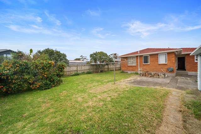 18 Courtenay Crescent Mangere East_3