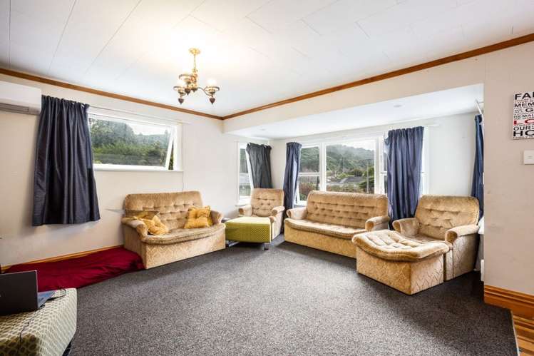 112 Hine Road Wainuiomata_21