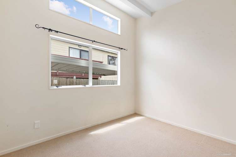 171a Royal Road Massey_11