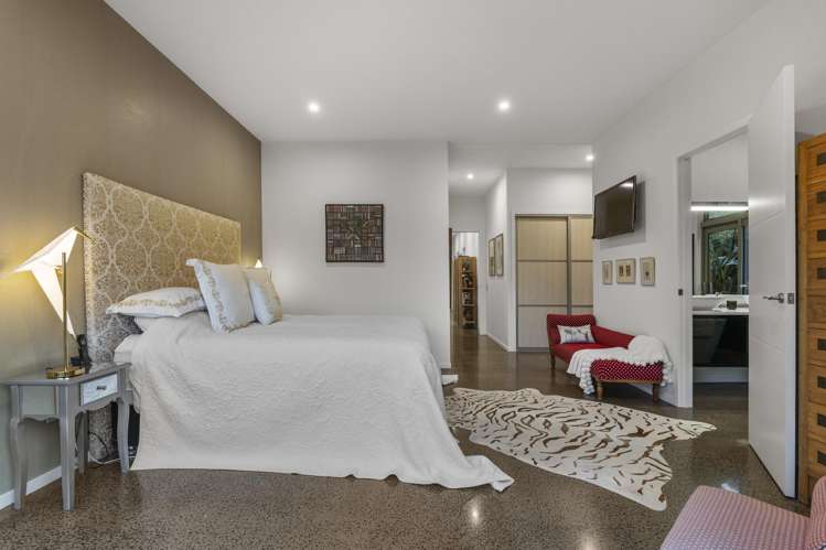 299 Surrey Hill Road Kaitake_18