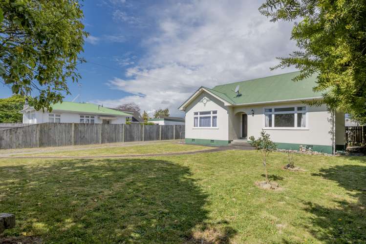 6 Queenwood Road Levin_12