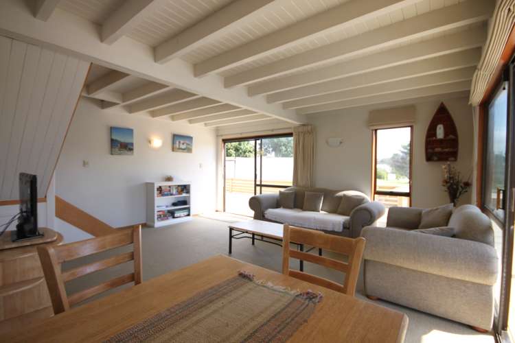 9 Britannia Dell Pauanui_7