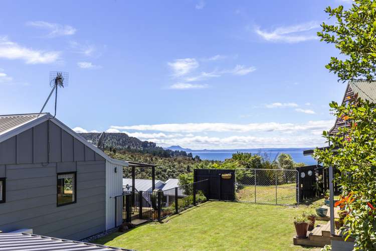 6 Turangitukua Terrace Kuratau_33