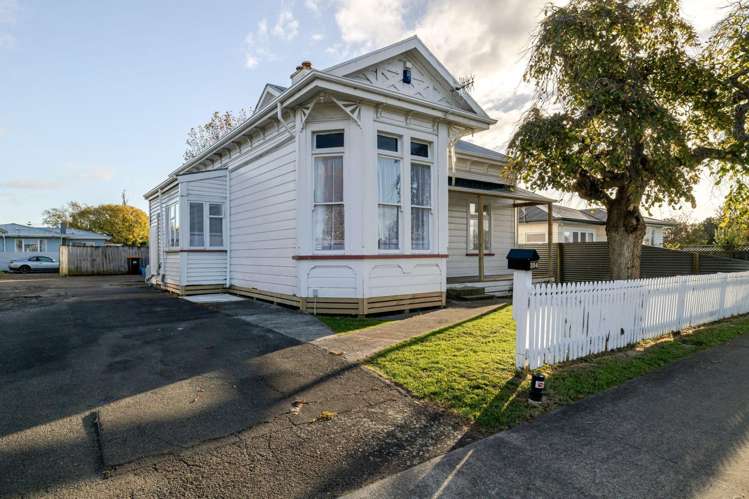 354 Botanical Road_0