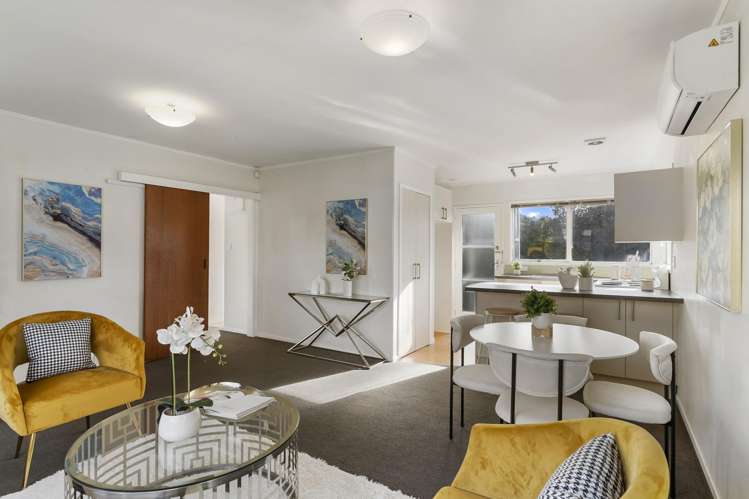 39C Kaipatiki Road (also known as 39C Emirau Place) Glenfield_4