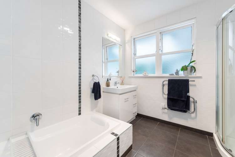 21 Chartwell Avenue Glenfield_14