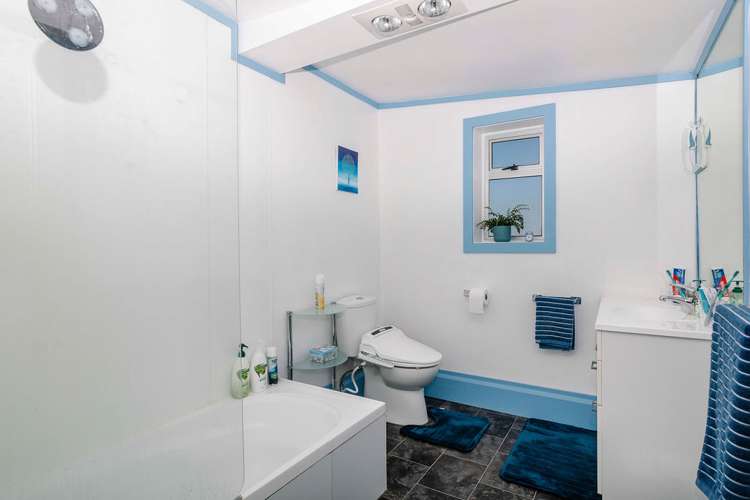 66 Allardice Street Dannevirke_11