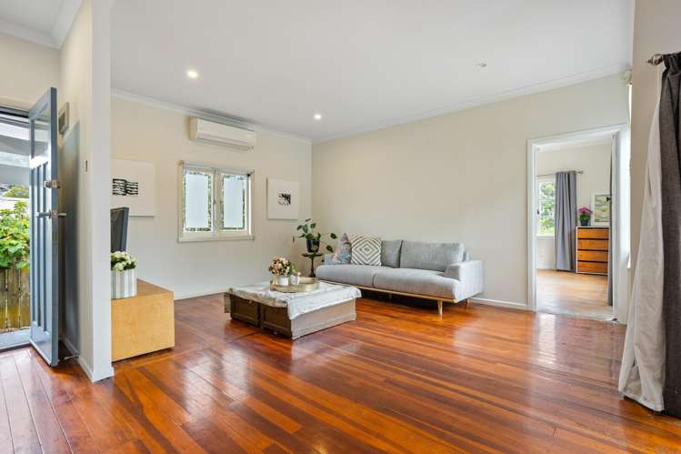 2/73 Keegan Drive Massey_11