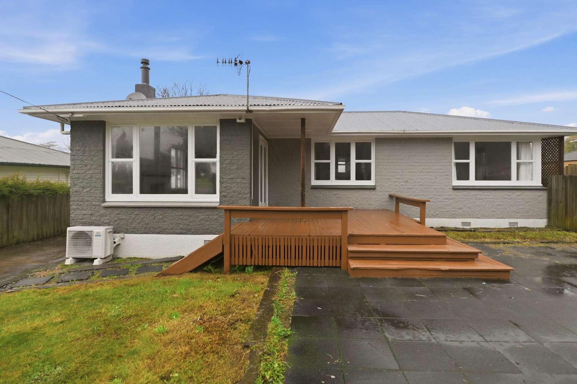 56 Fairview Road 11073_0