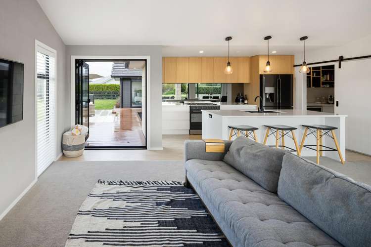 34 Mike Smith Drive Cambridge_12