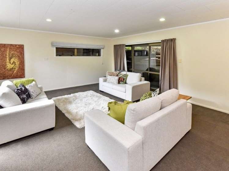 28 Hakea Place Totara Heights_12