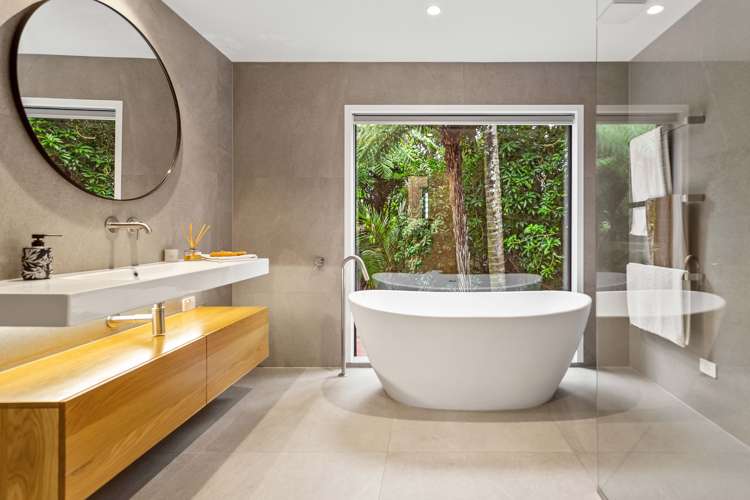 19 Awaruku Road Torbay_19