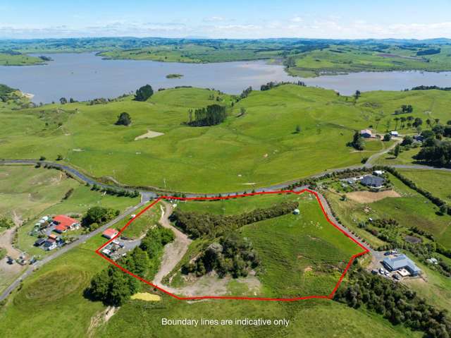 BLANK CANVAS - 1.58HA WITH LAKE VIEWS