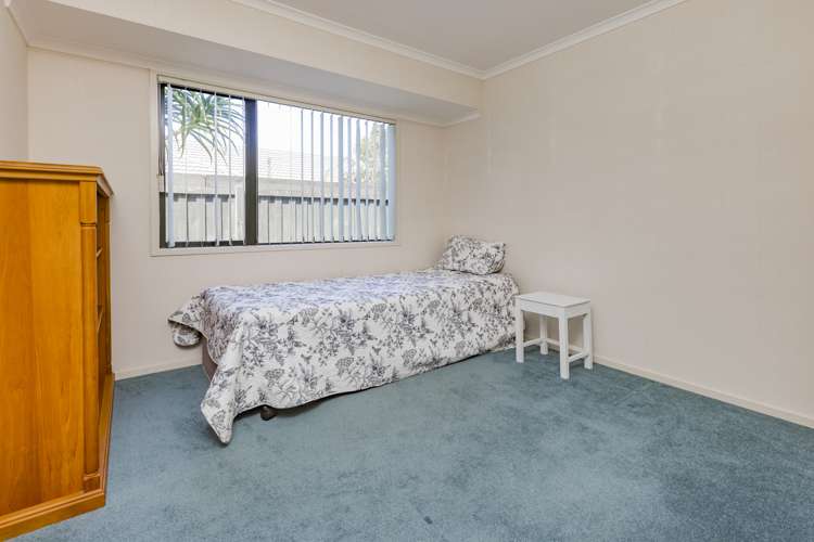 11 Norm Pellow Drive Manurewa_15