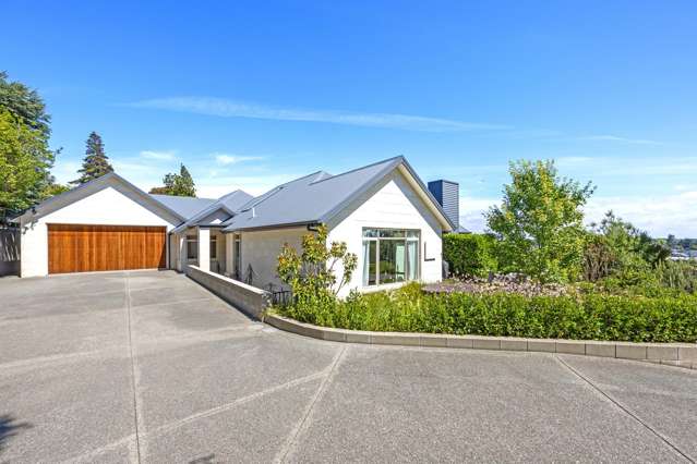 Cashmere Road Perfection. An Uncommon Opportunity