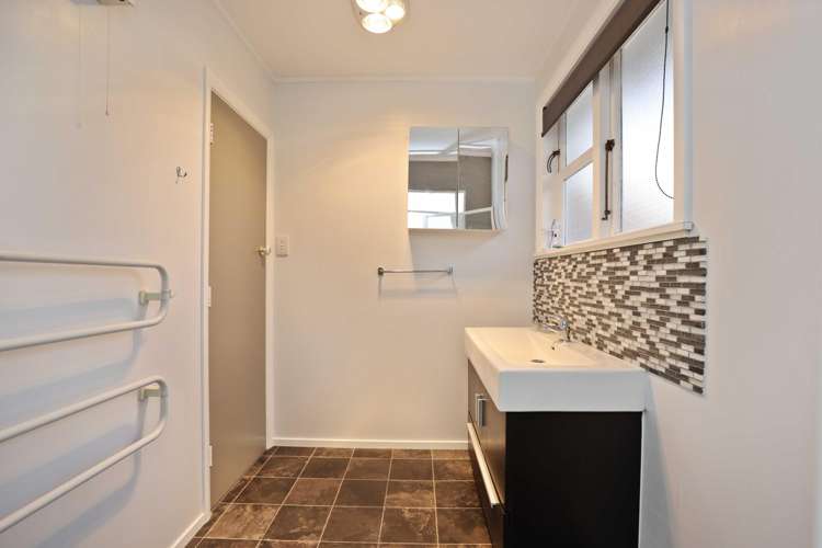 10 Galbraith Street Allenton_20