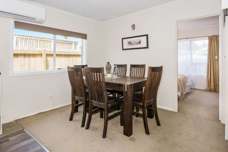 2/5 Gazelle Avenue Beach Haven_6