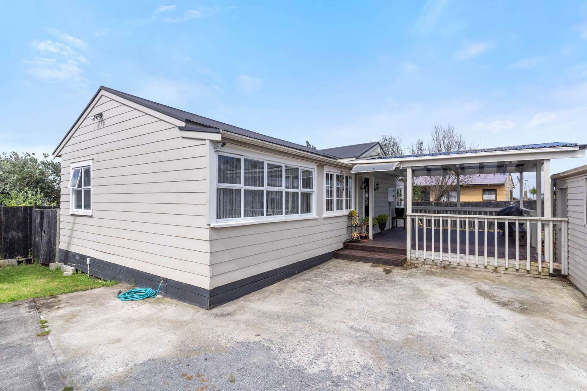 2/13 Templeton Place Clendon Park_0