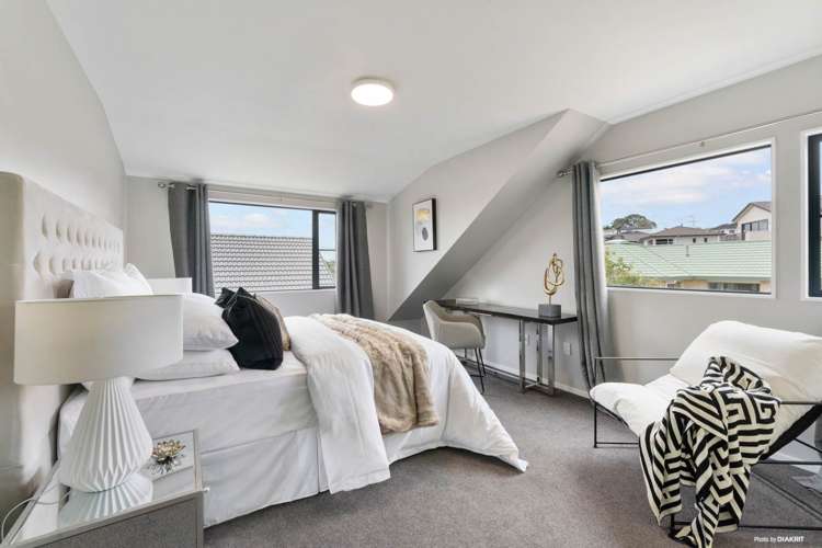 321 Hill Road The Gardens_8