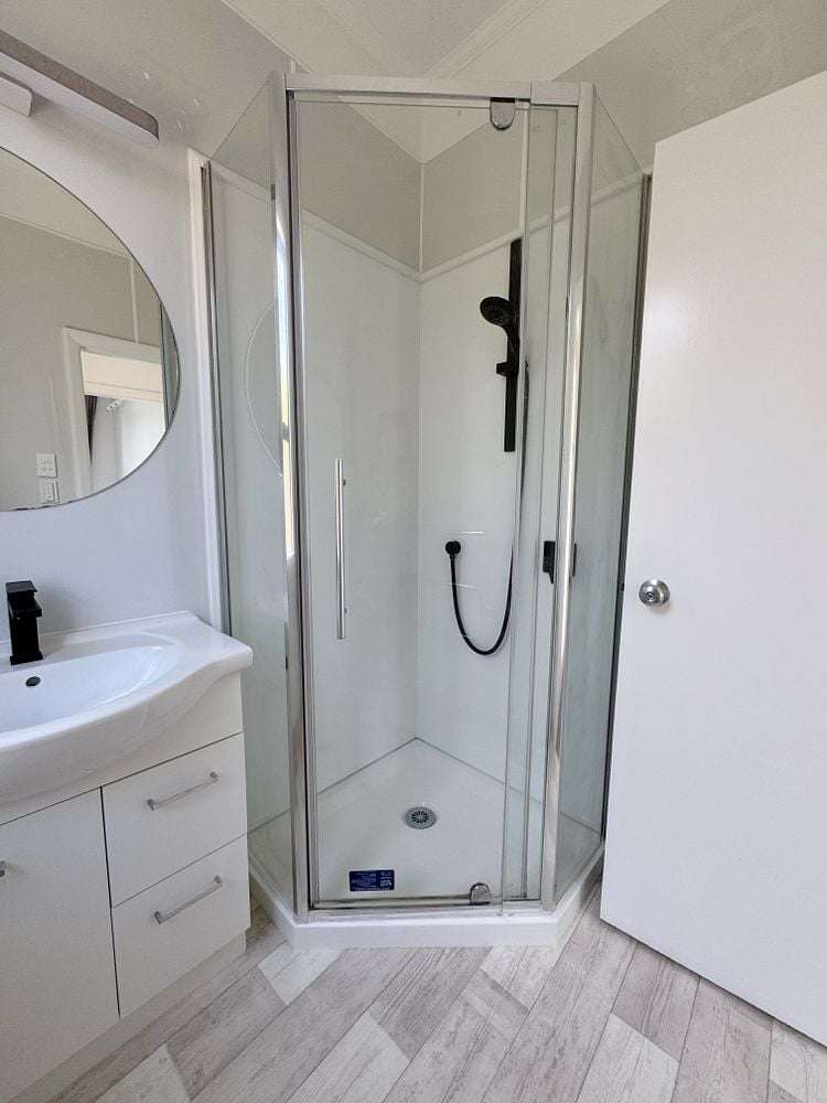 98 Eden Street Island Bay_13