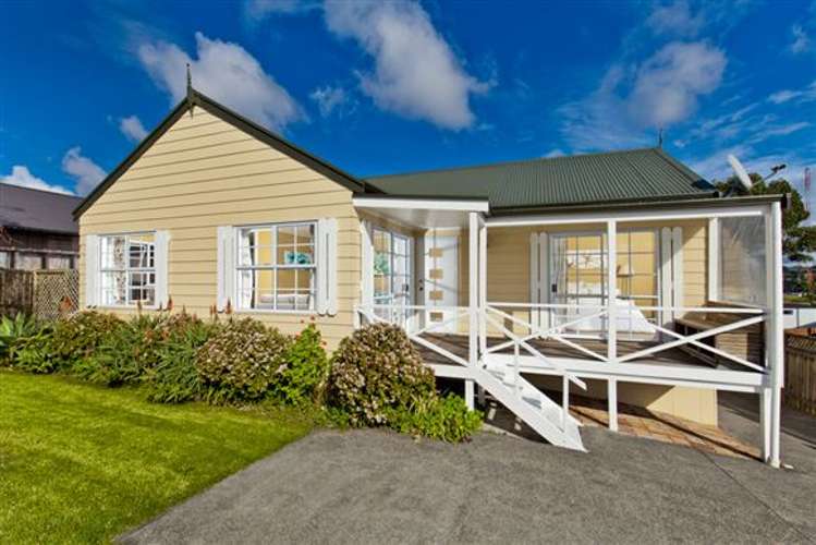 35 Taioma Crescent Te Atatu Peninsula_19