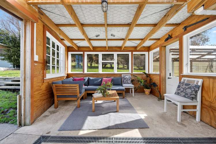 71 Hoeke Road Carterton_12