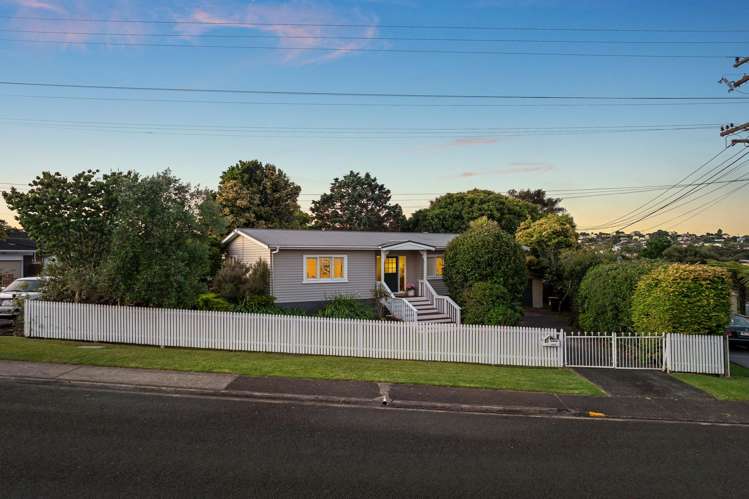 350 Royal Road Massey_27