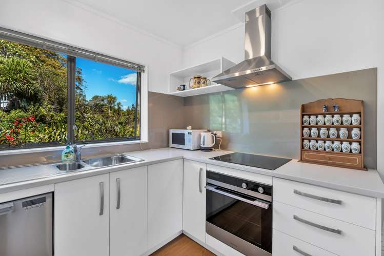 9a Pah Road Cockle Bay_14