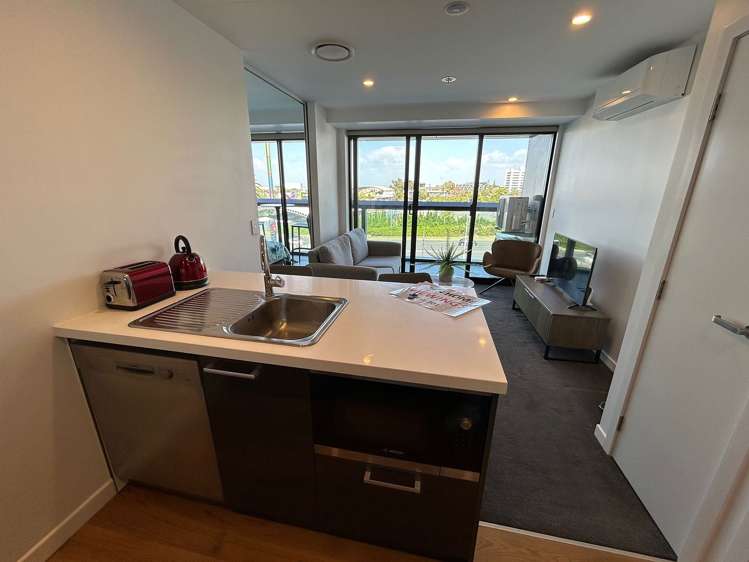 201A/8 Lakewood Court Manukau_9