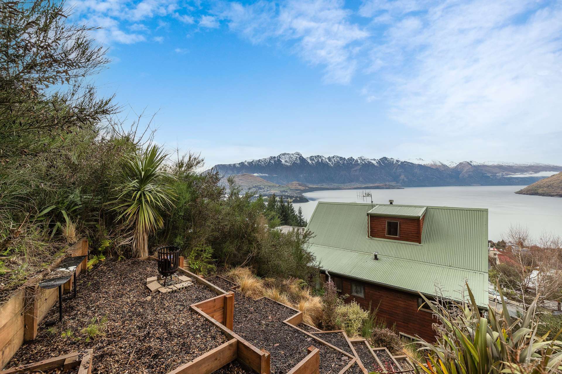 7b Caples Place Fernhill/Sunshine Bay_0