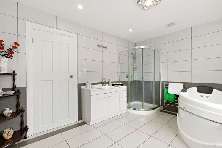 1034 New North Road Mount Albert_18