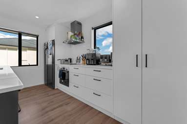 40 LEATHEM CRESCENT_3