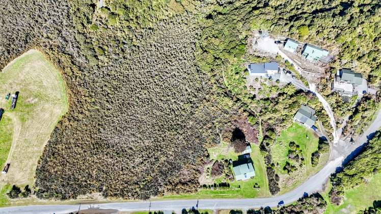 99 The Strand Okarito_31