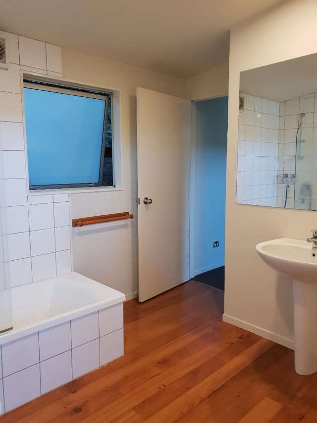 46A Loop Road 1090_3