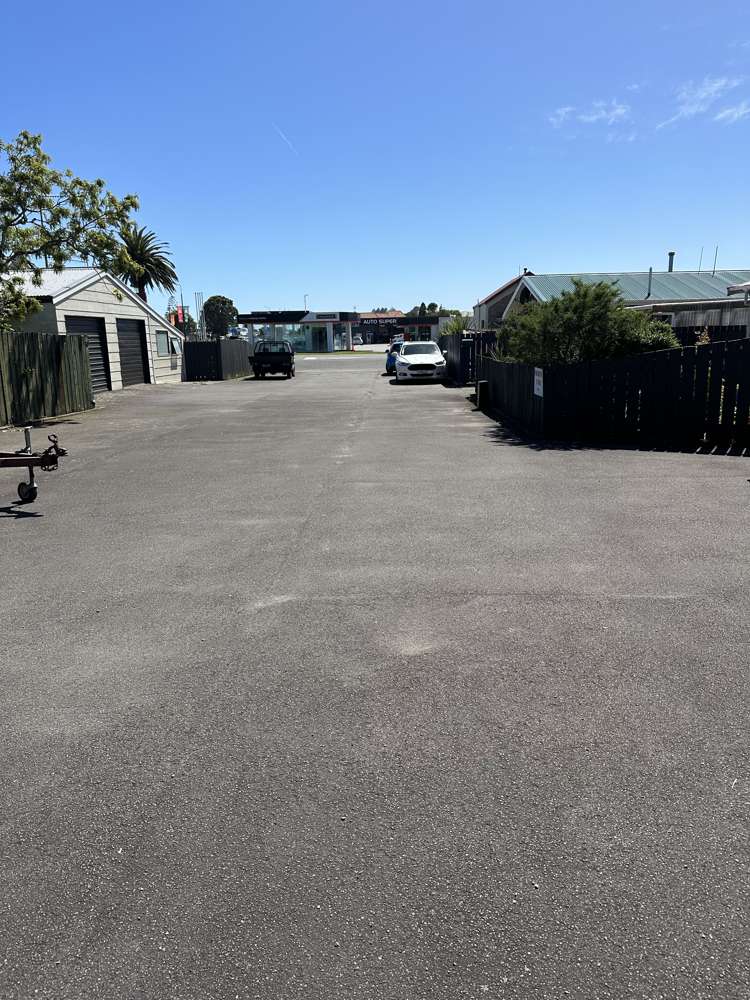65 Weld Street Hokitika_17