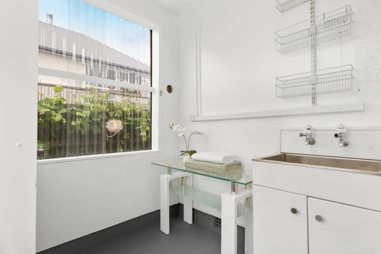 1/40 Grimseys Road Redwood_16