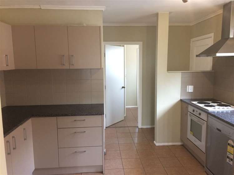 97a Portage Road New Lynn_14